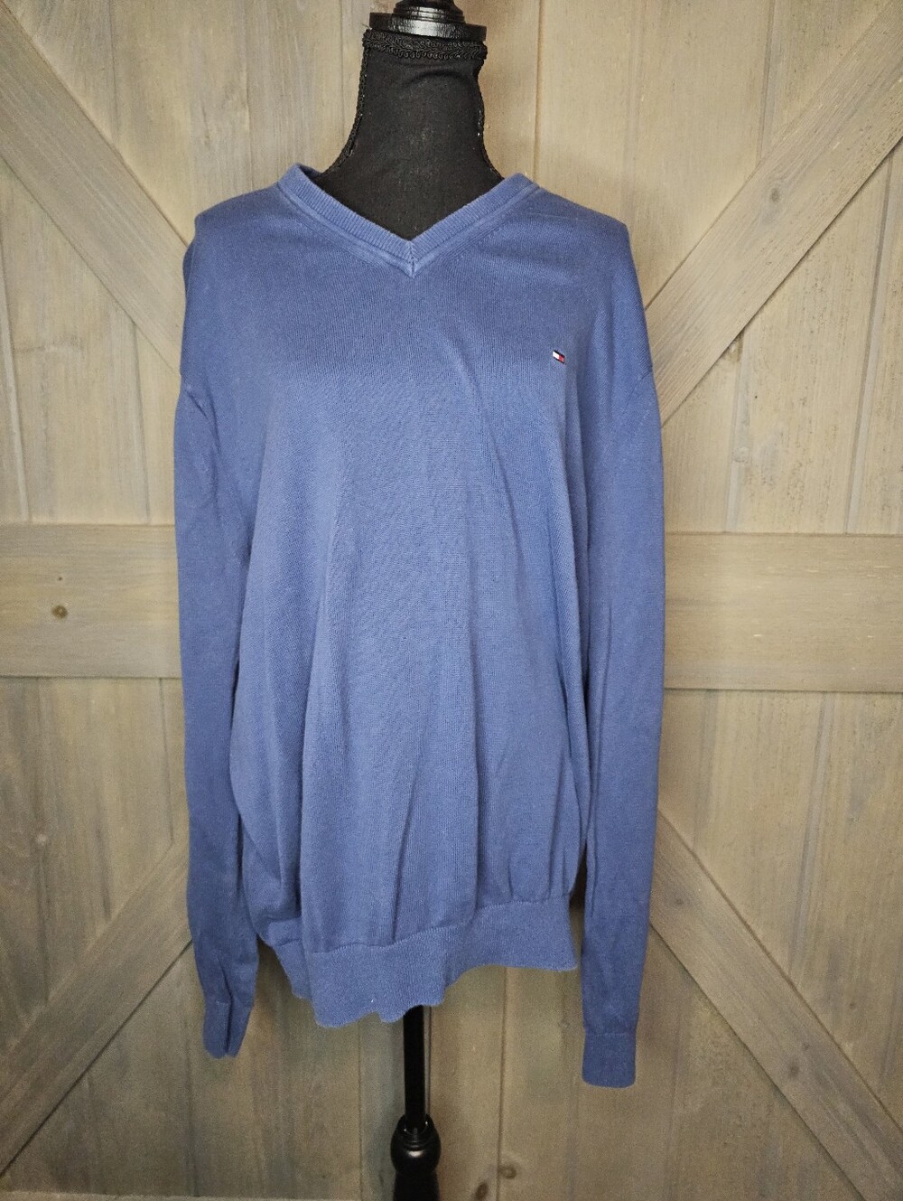 Tommy Hilfiger V-Neck Sweater Men's XL